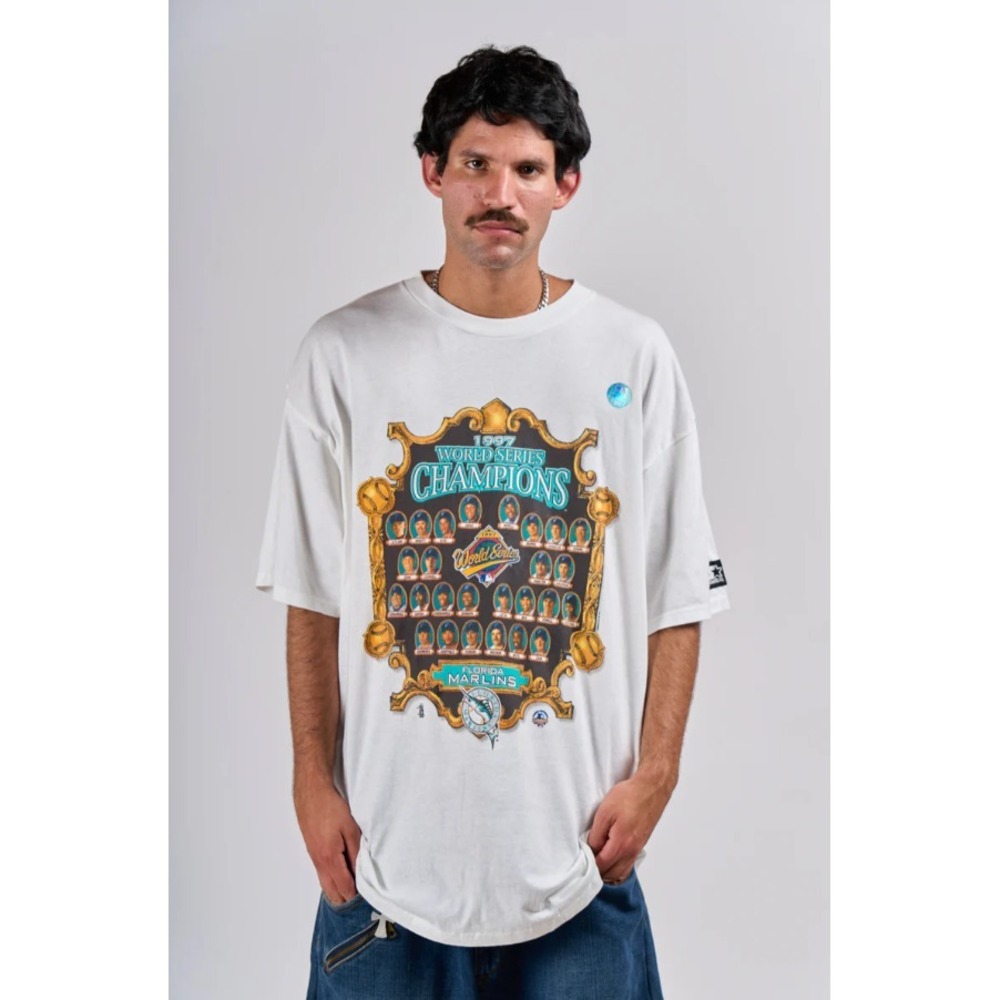 Starter‎ 1997 Florida Marlins World Series Champions Baseball Crew Neck White XL